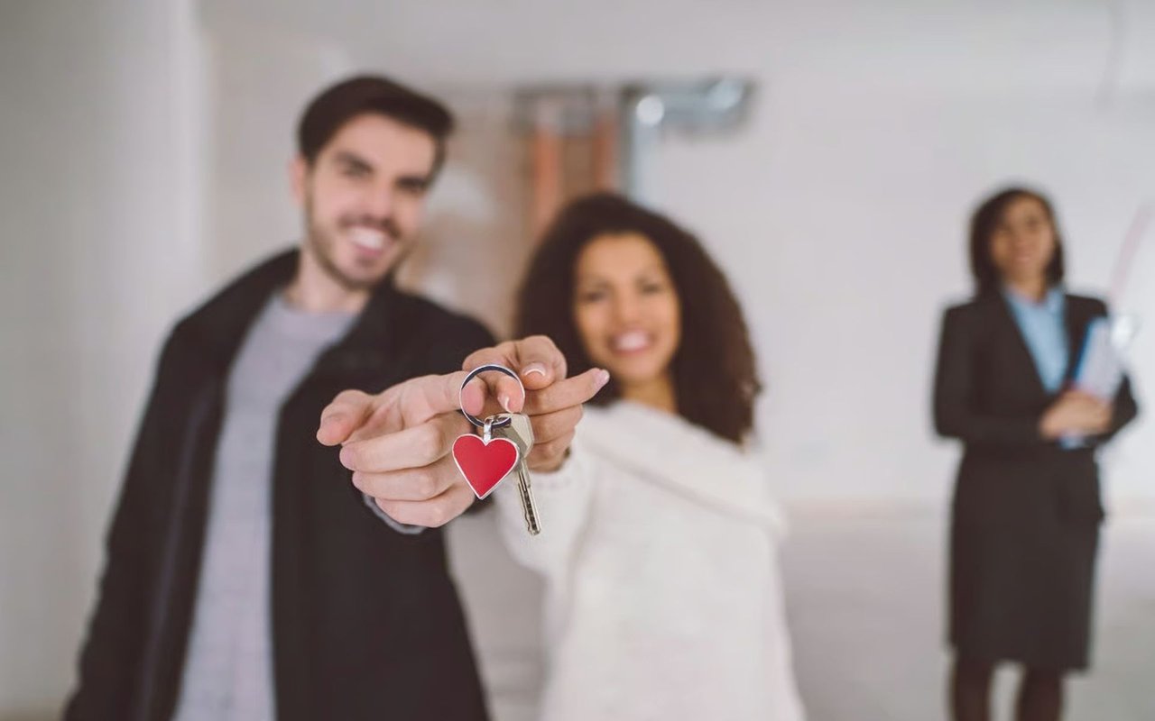 The Pros and Cons of Buying a Home in June