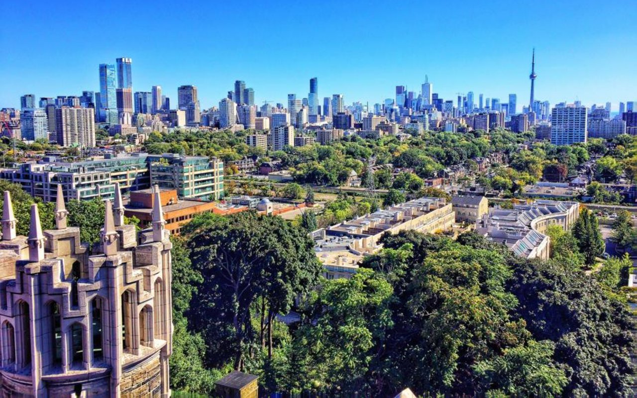From Rosedale to Lawrence Park: Exploring Toronto’s Top Luxury Districts