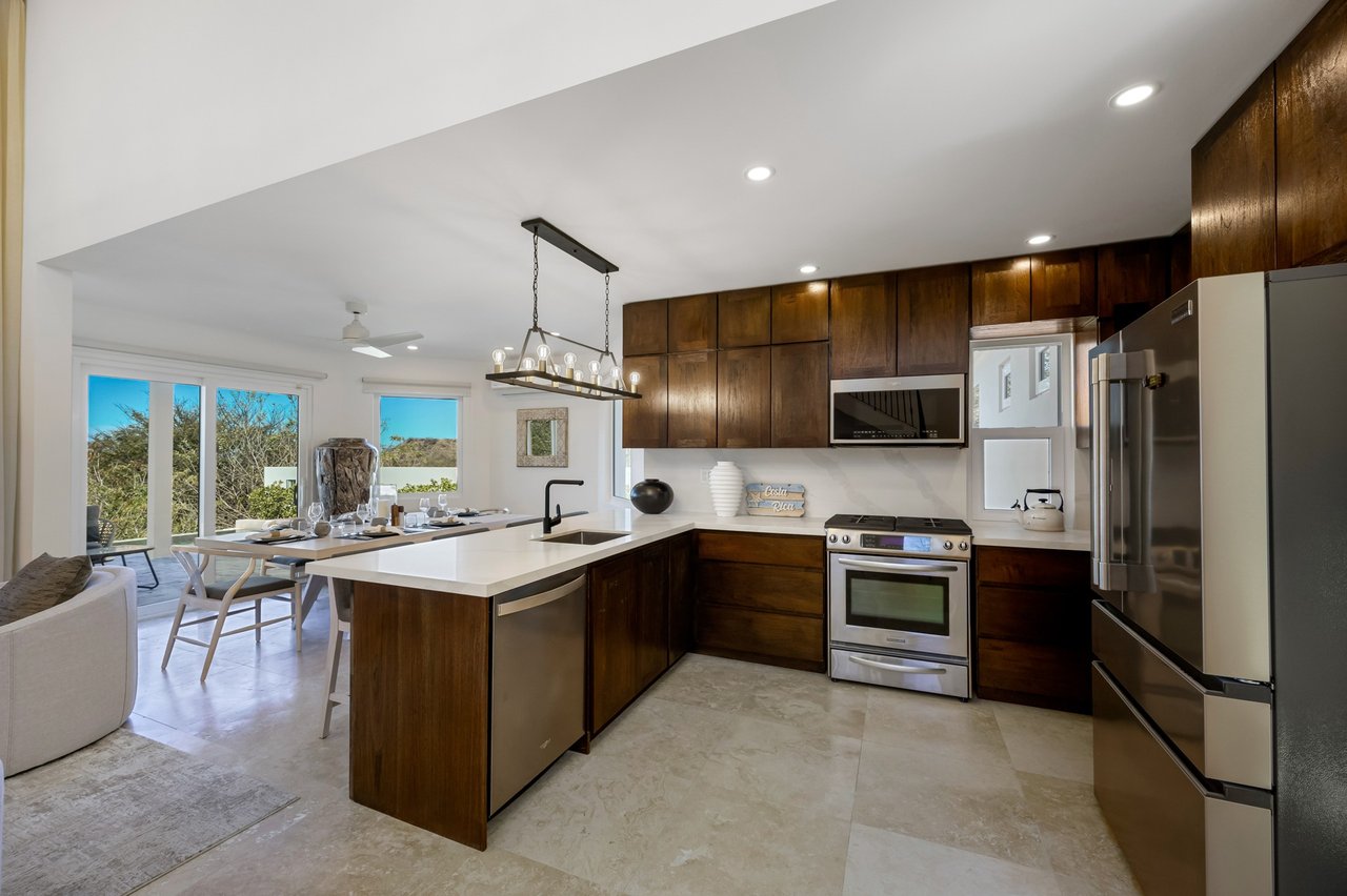 Ocean View Retreat in Mar Vista
