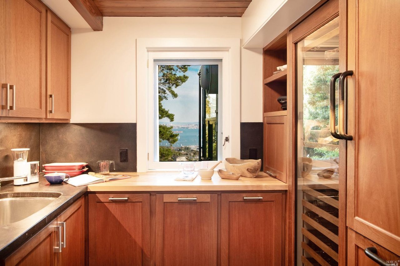 106 Mount Tiburon Rd