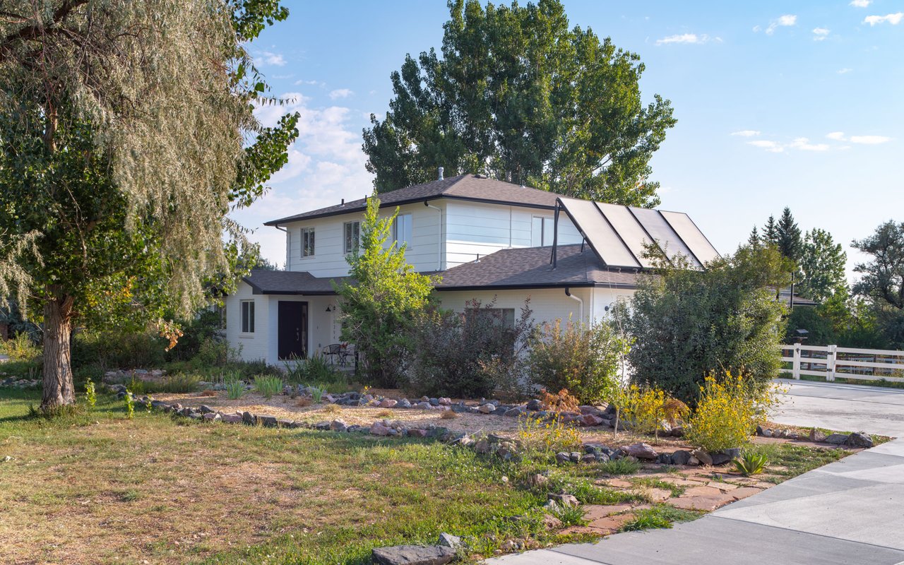 10394 Macedonia Street