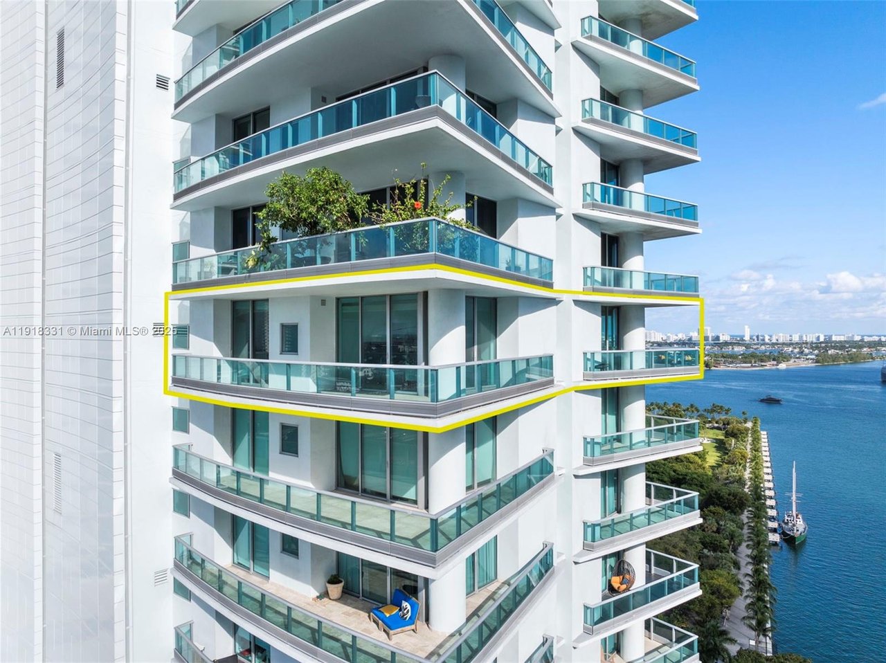 900 Biscayne Bay Condo, Unit 2401