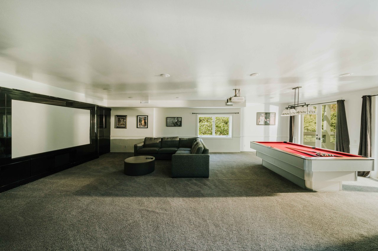11037 Anzio Rd