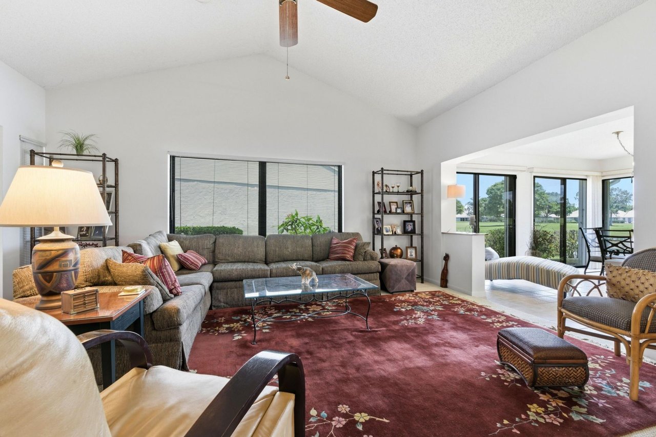 2669 SW Egret Pond Cir