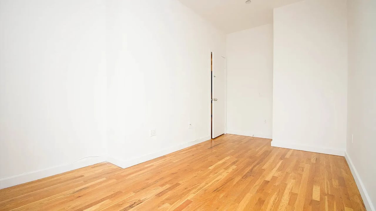 184 Noll Street 2E