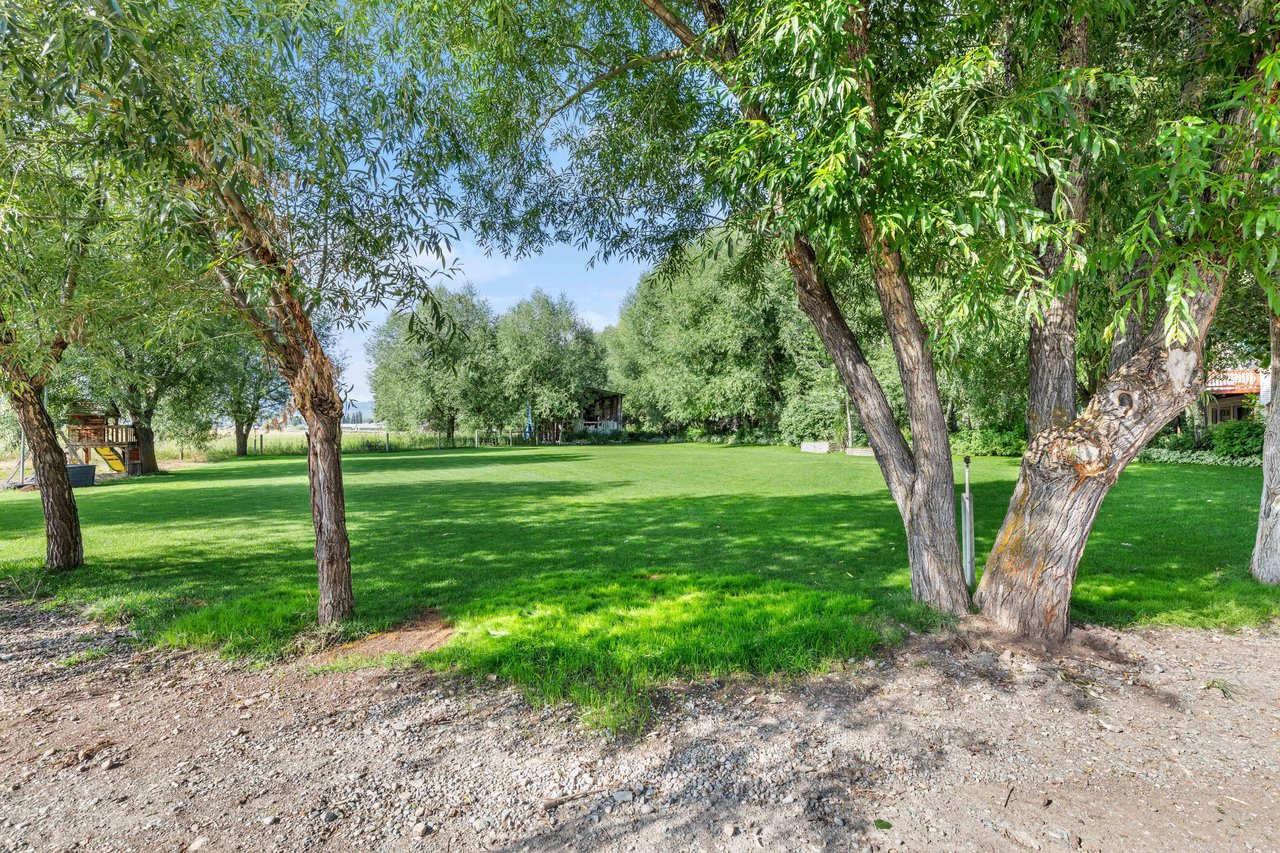 141 COUNTY ROAD 184