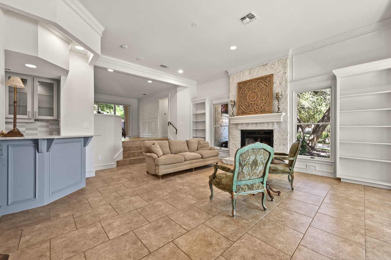 4207 Bennedict Lane