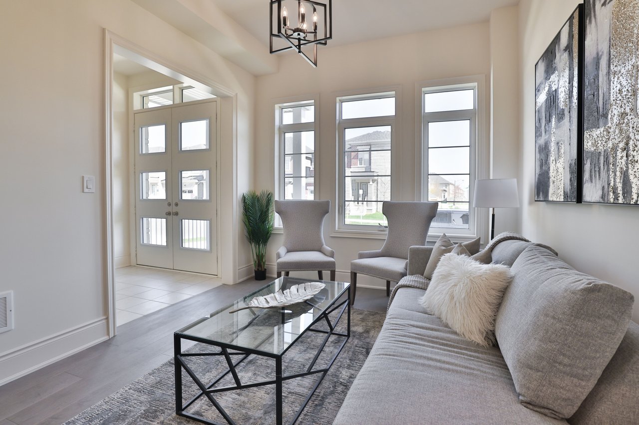 37 North Park Boulevard, Oakville