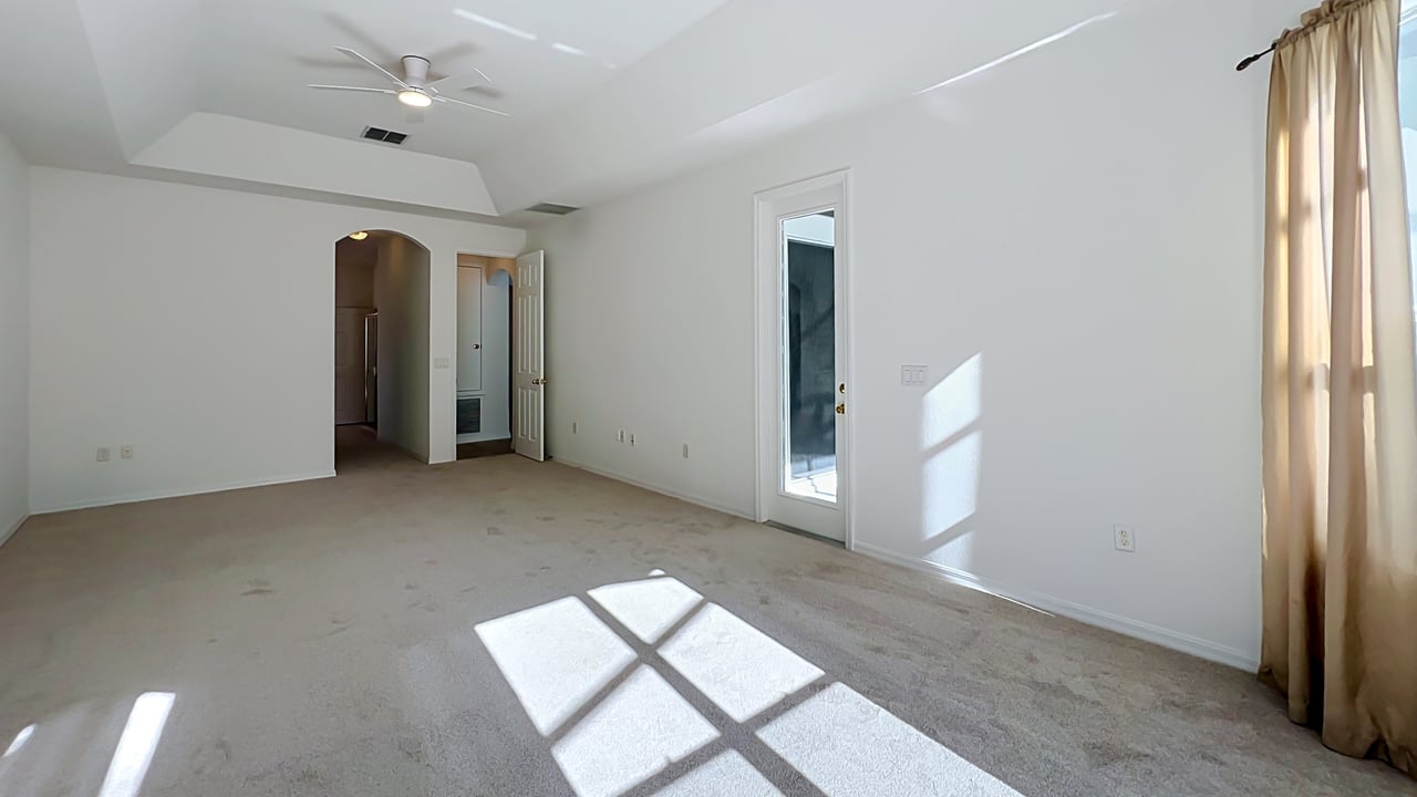 Orlando Vista Lakes 5-Bedroom 4-Bathroom Home and Lifestyle
