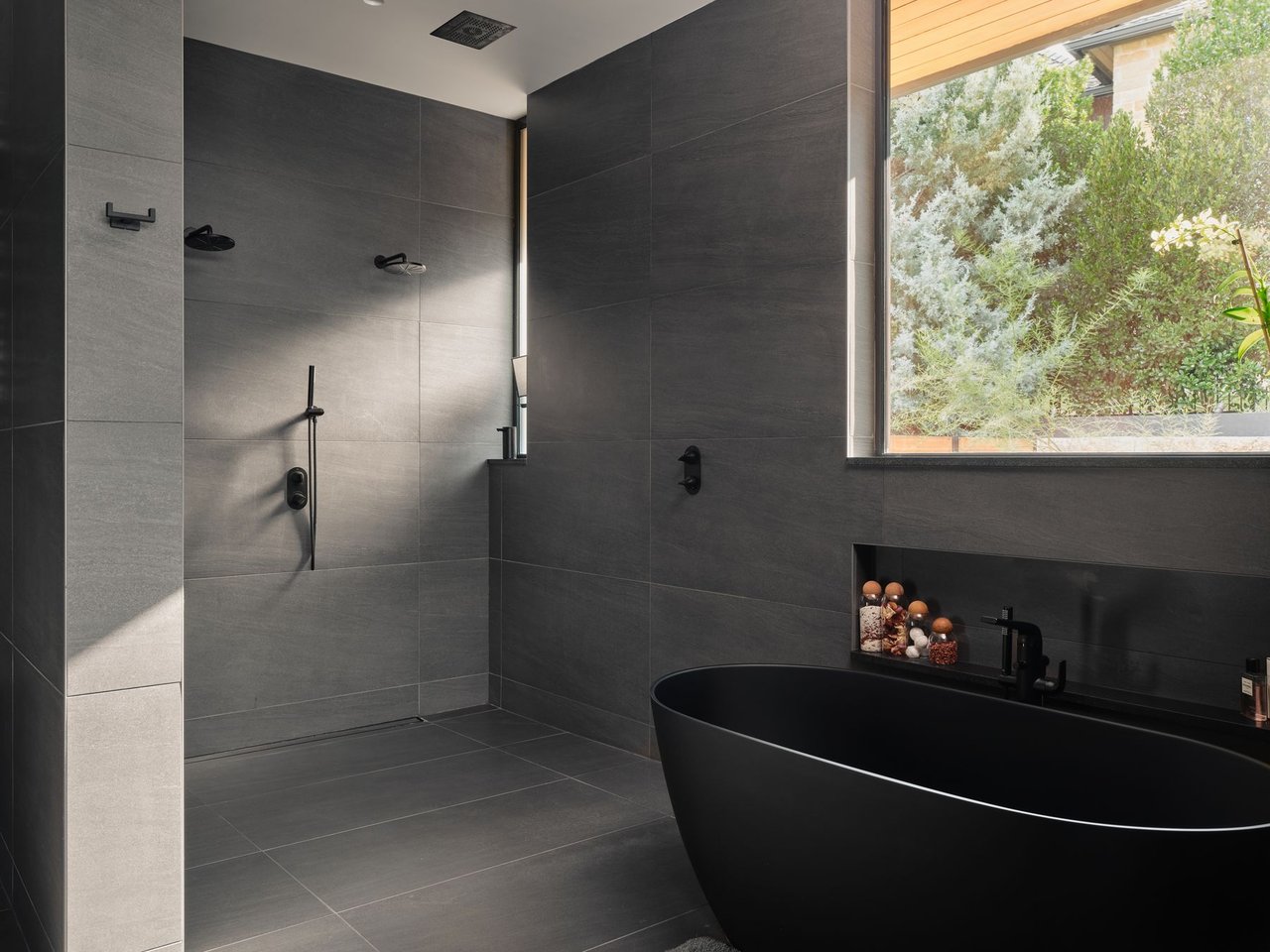 The Contemporary Amarra Estate | One of One 