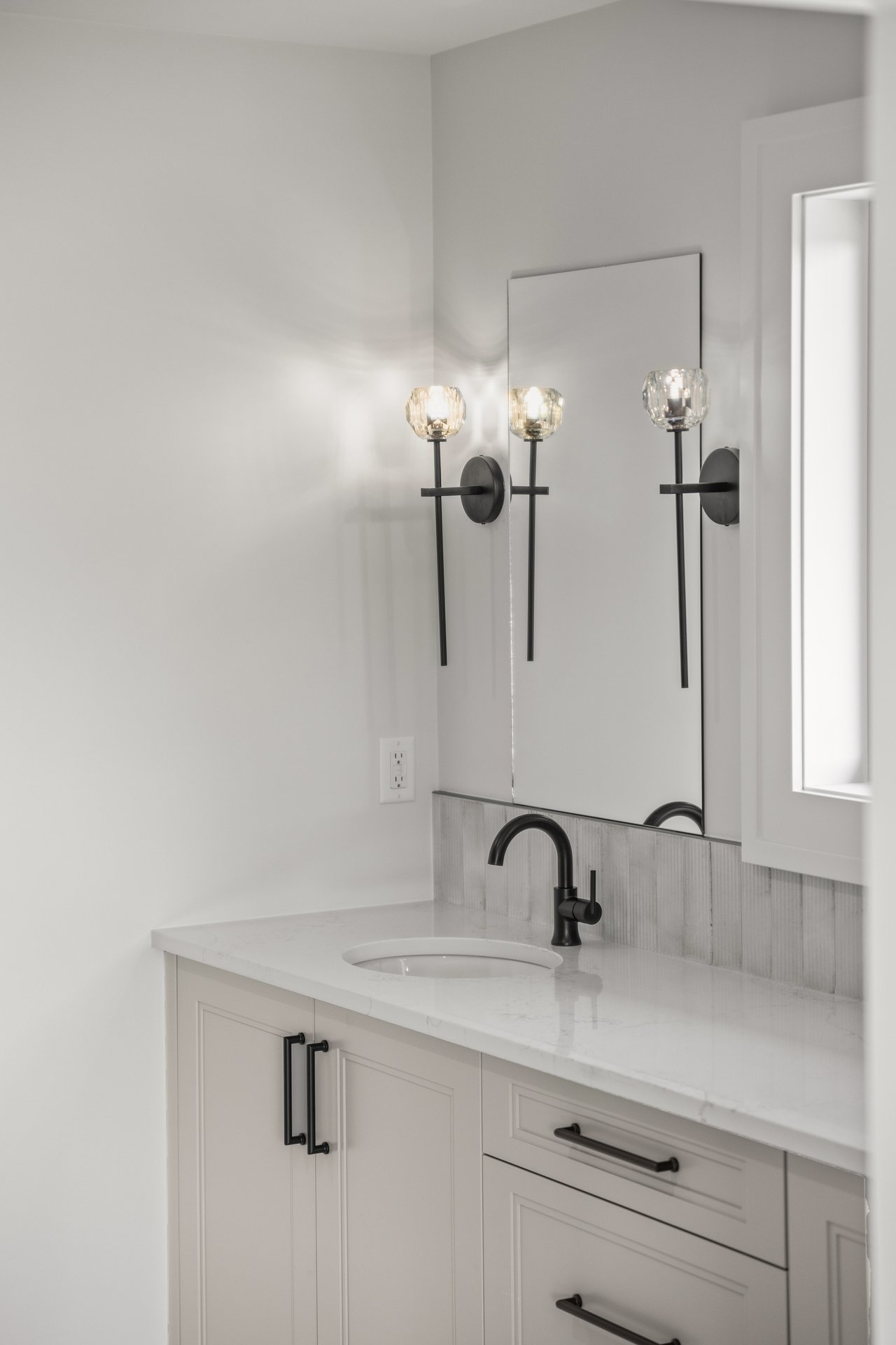 265 Rowmont Drive NW