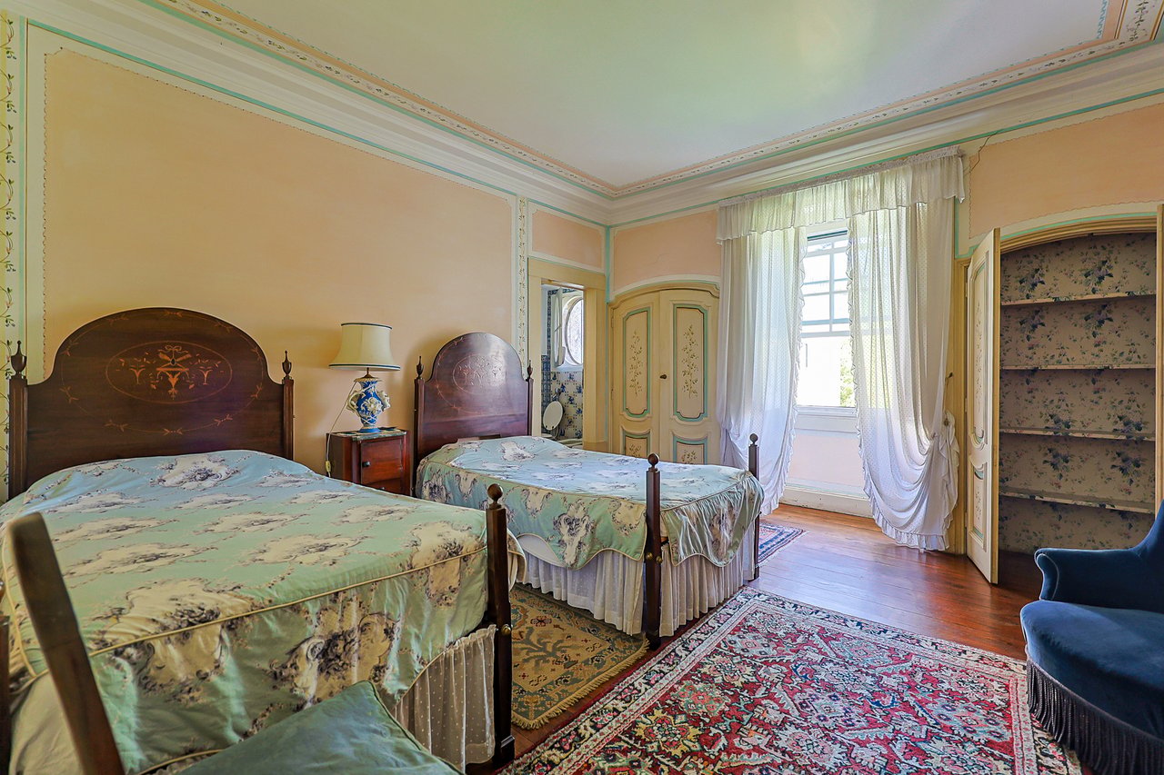 Magnificent 17th-Century Palace with  76,400 m² Estate Near Coimbra