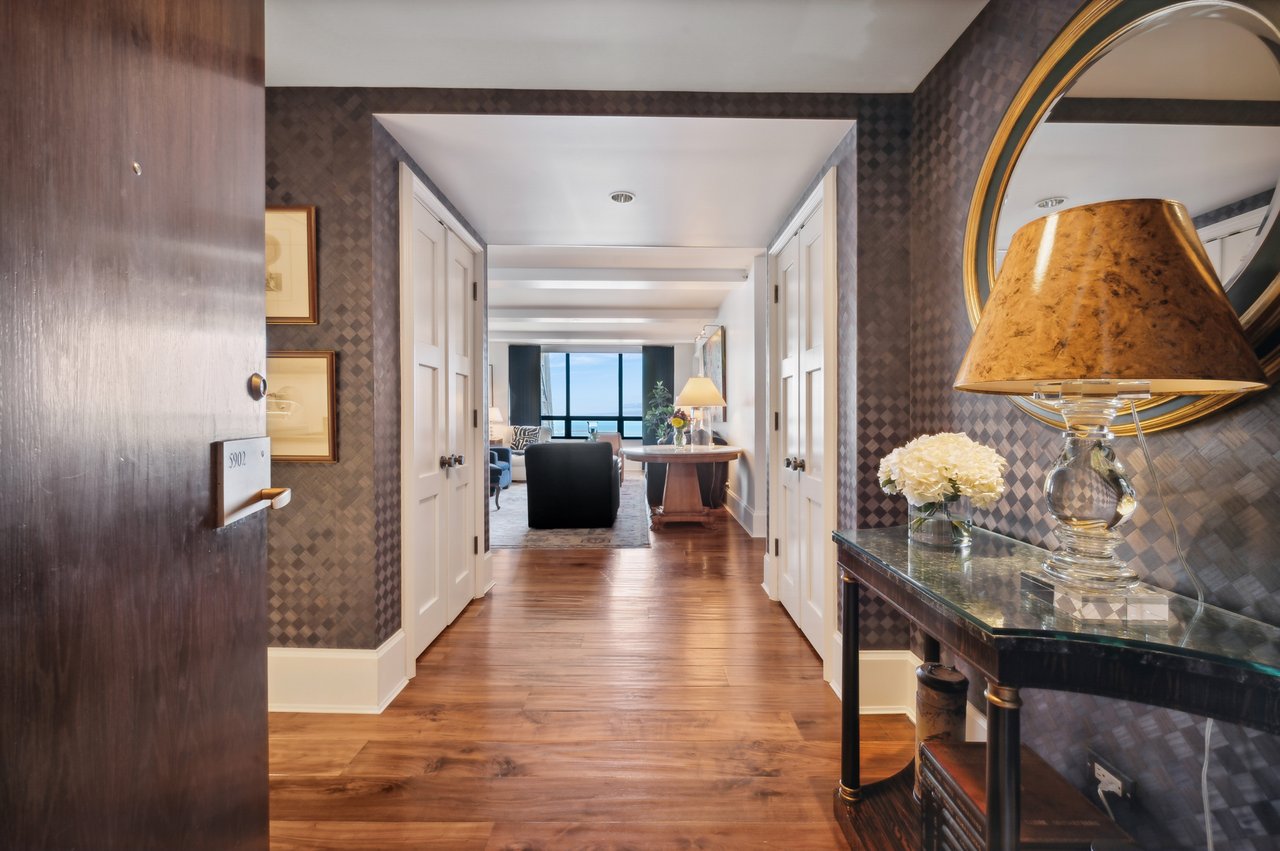 180 East Pearson Unit: 5902