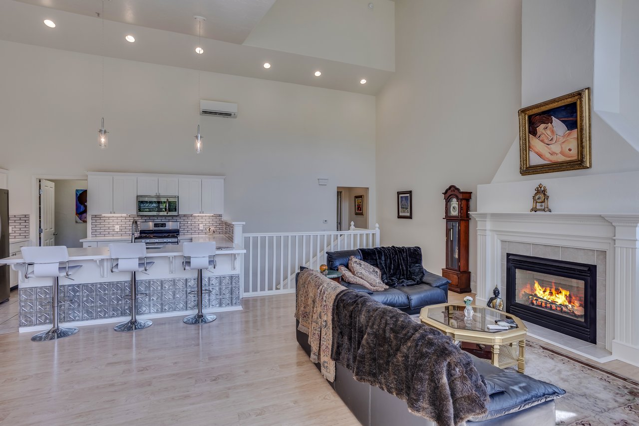 Luxury Living in the Heart of Willits