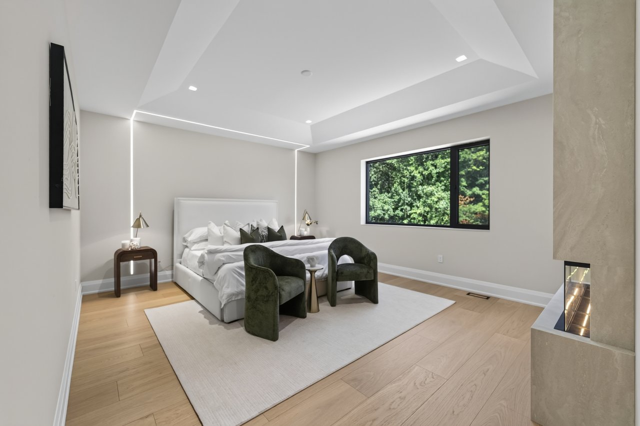 197 Polly Drive, Oakville