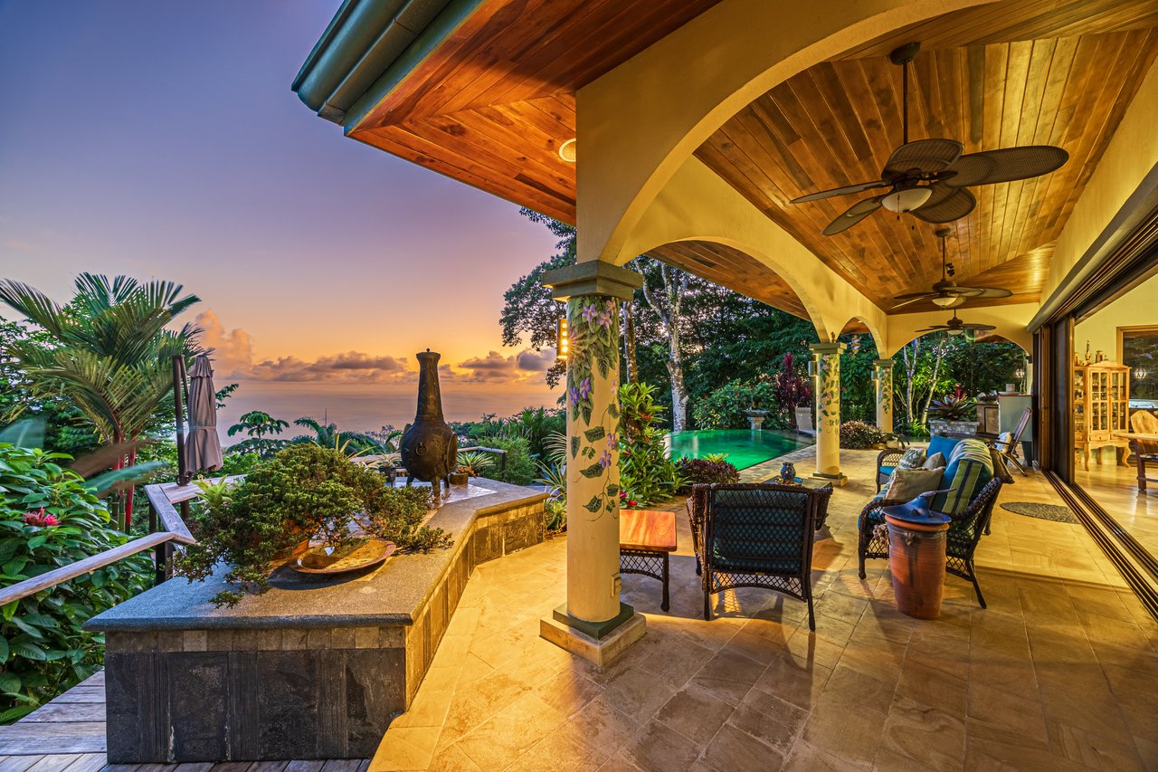 Costa Verde Estates Oceanview Home with Guest House