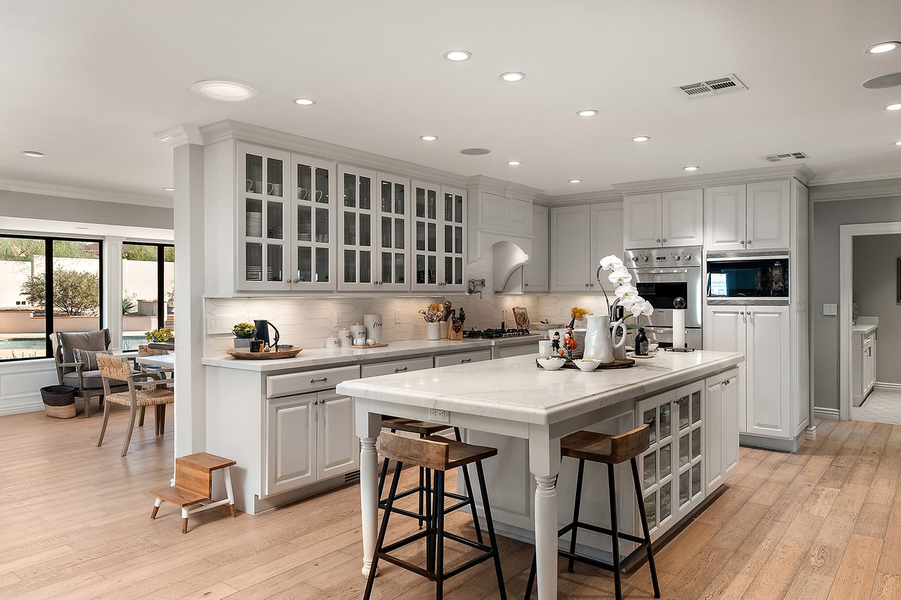 3508 E MARLETTE Avenue