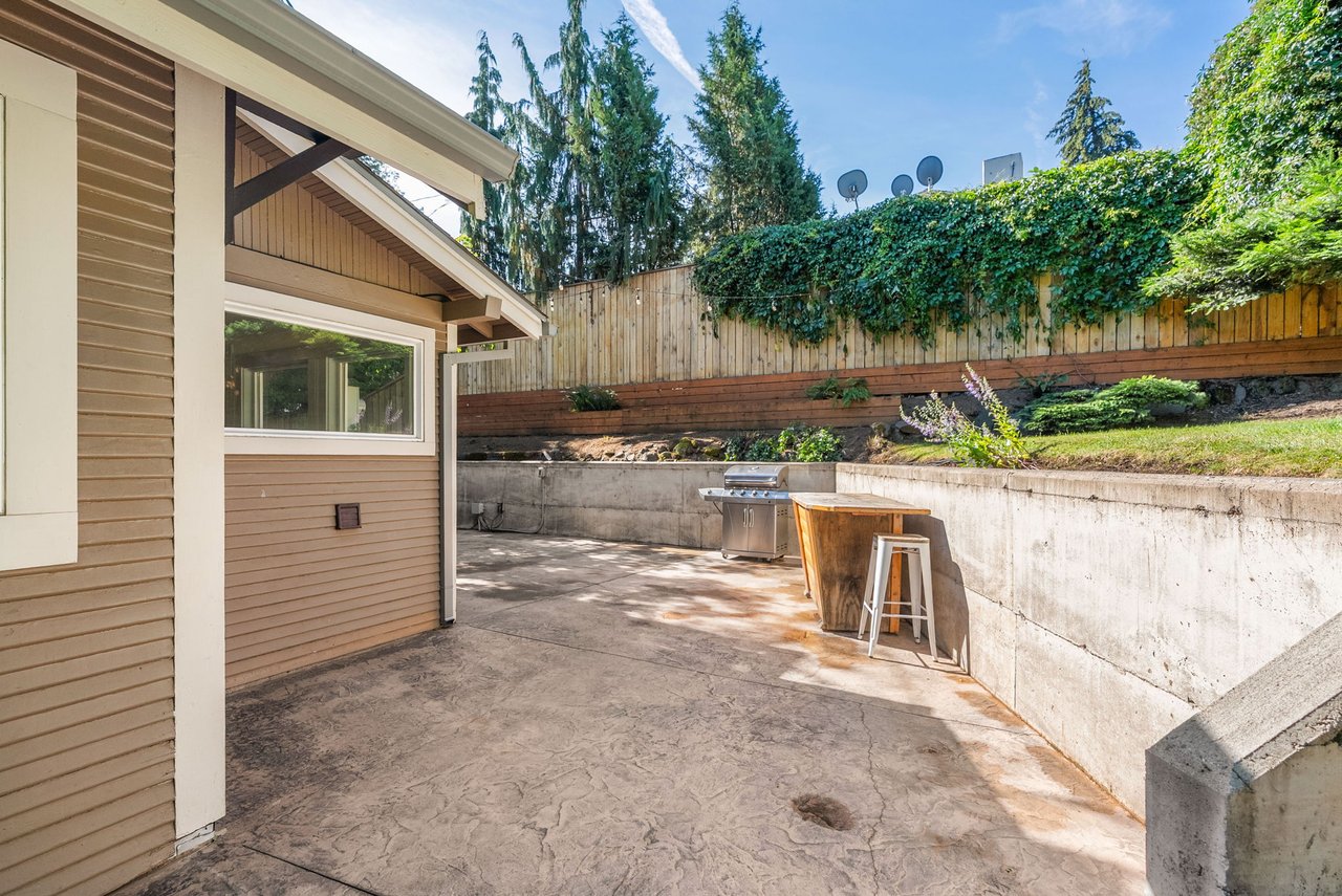 607 Cascade Ave