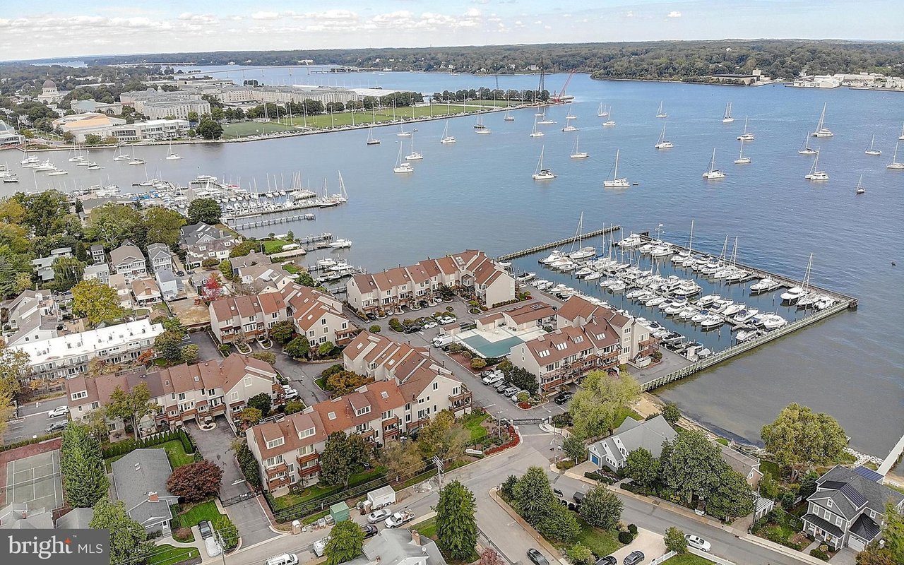 Chesapeake Landing