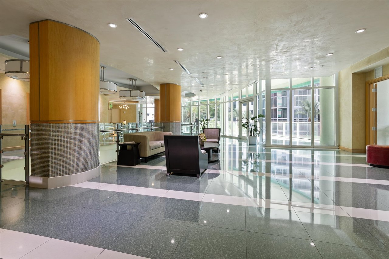 Emerald at Brickell 2105