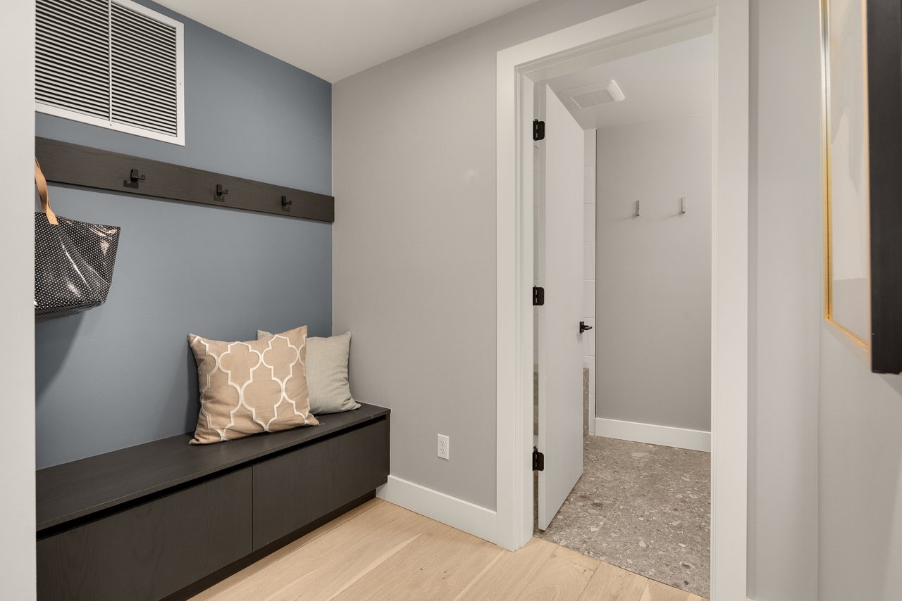 10410 NE 53rd Street