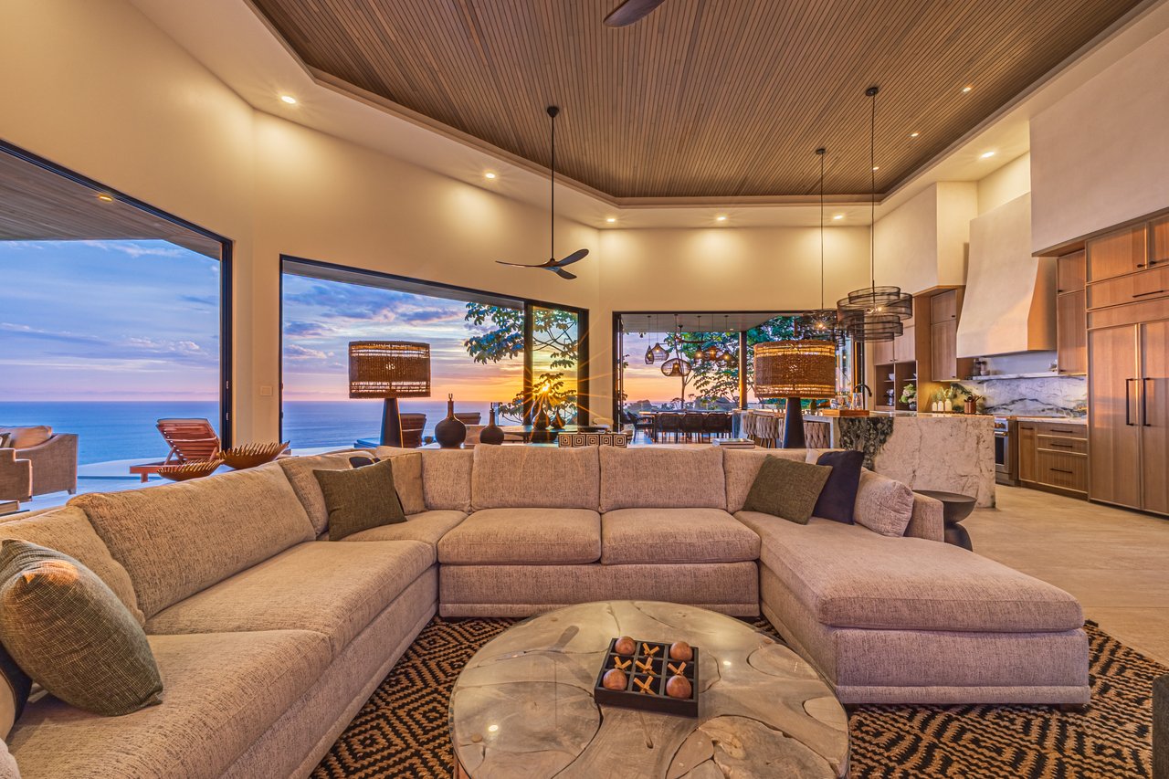 Luxury Estate in Escaleras - Incredible Ocean Views 5.5 Acres