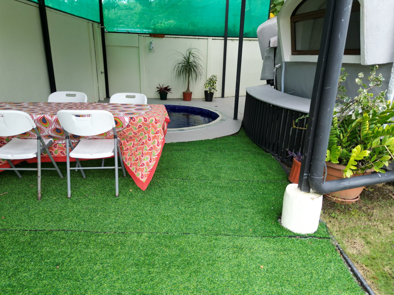 0.07 Acres – Unique 2 Bedroom Dome With Pool Walking Distance To The Beach!!!