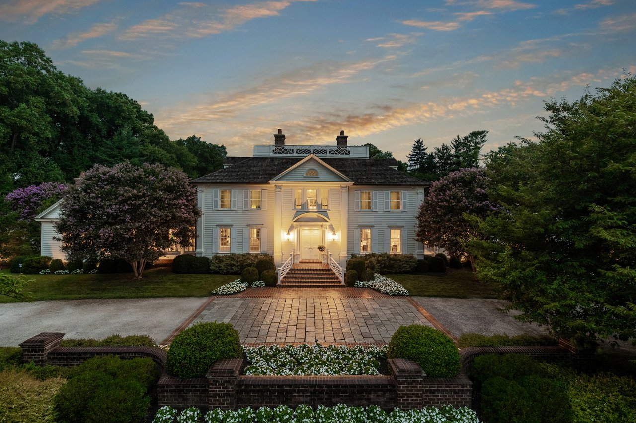 9010 Congressional Pkwy