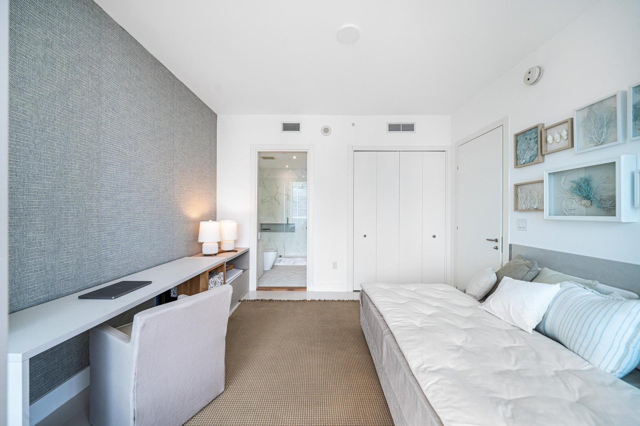 Epic Residences, #4704