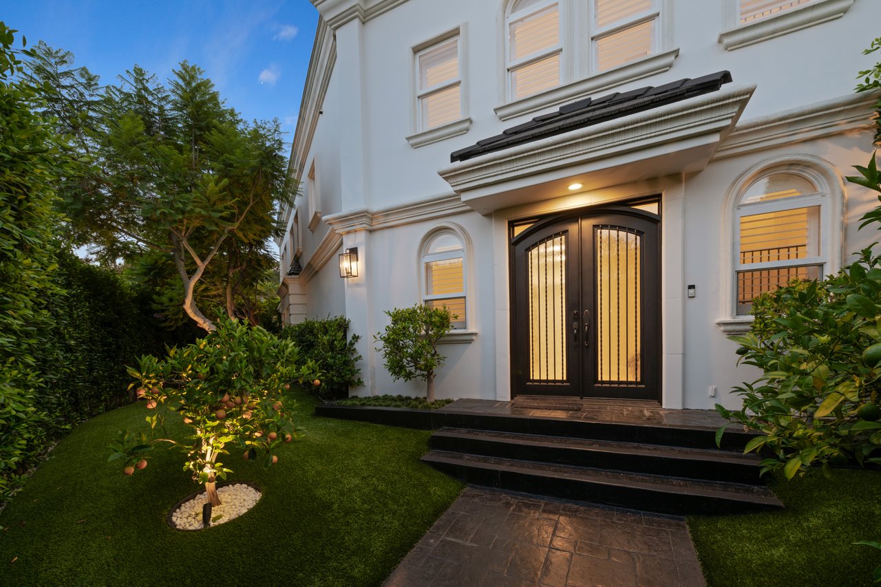 2209 Banyan Dr, Brentwood