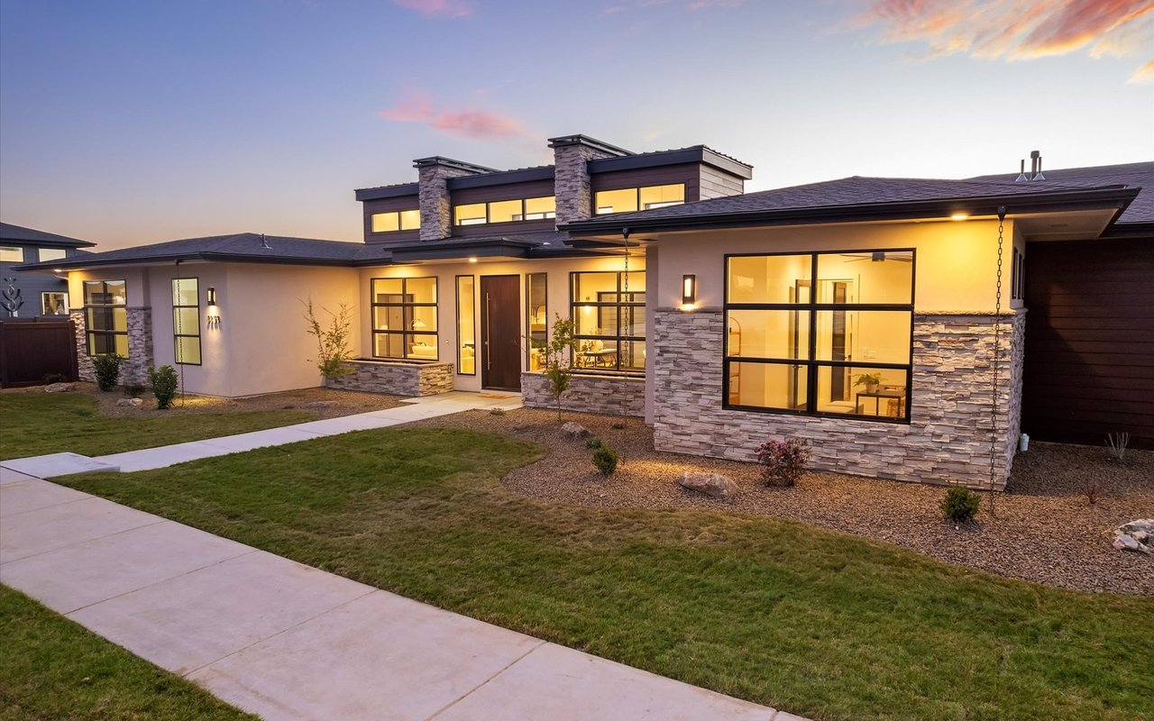 New Construction Home With Volcano Granite Island