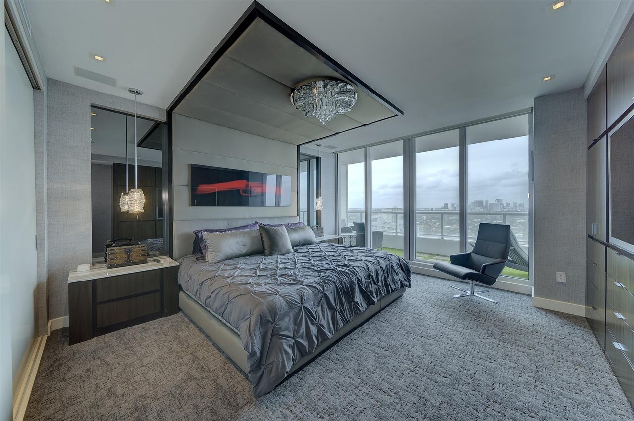 1 N Fort Lauderdale Beach Blvd 1906