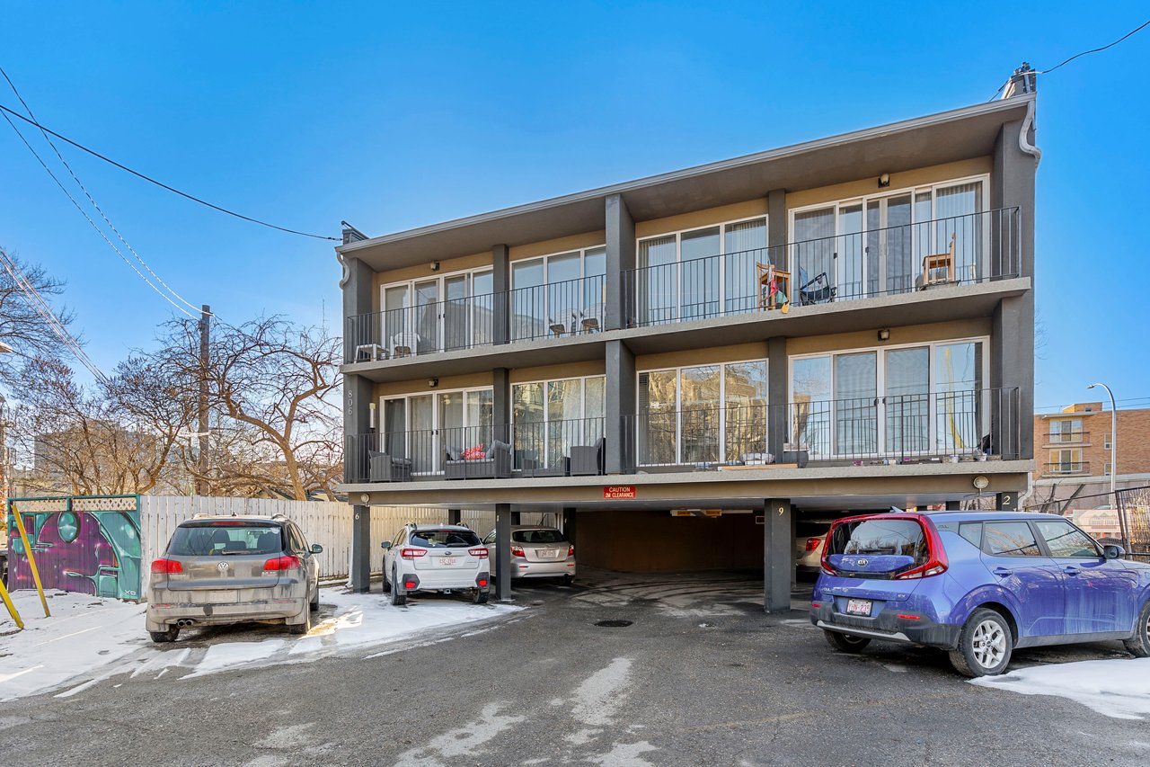 806 9A Street NW Unit: 7