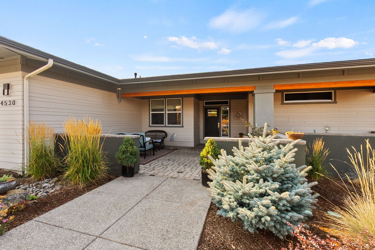 4530 SW Yew Avenue