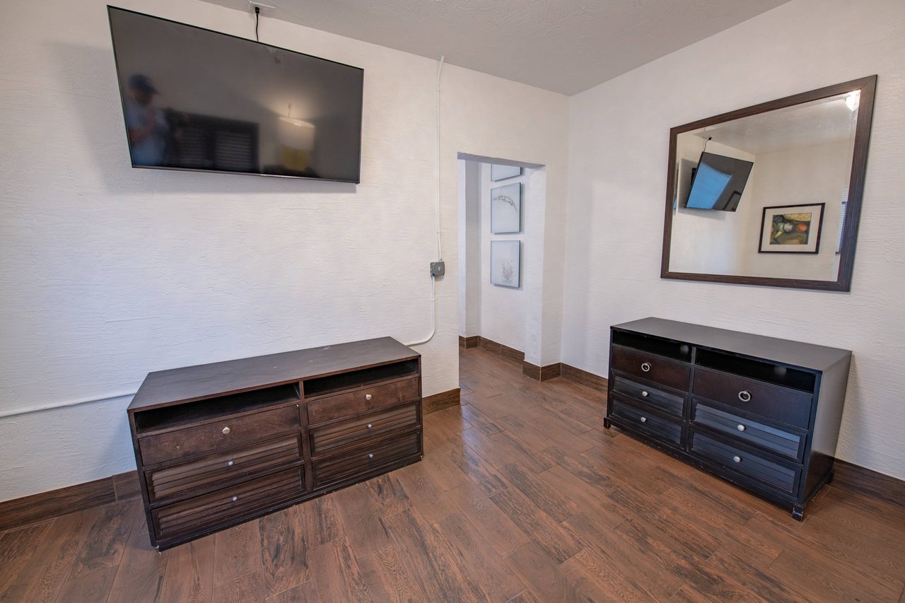 Ridgewood Ave - 1455 units of airbnb zoned properties