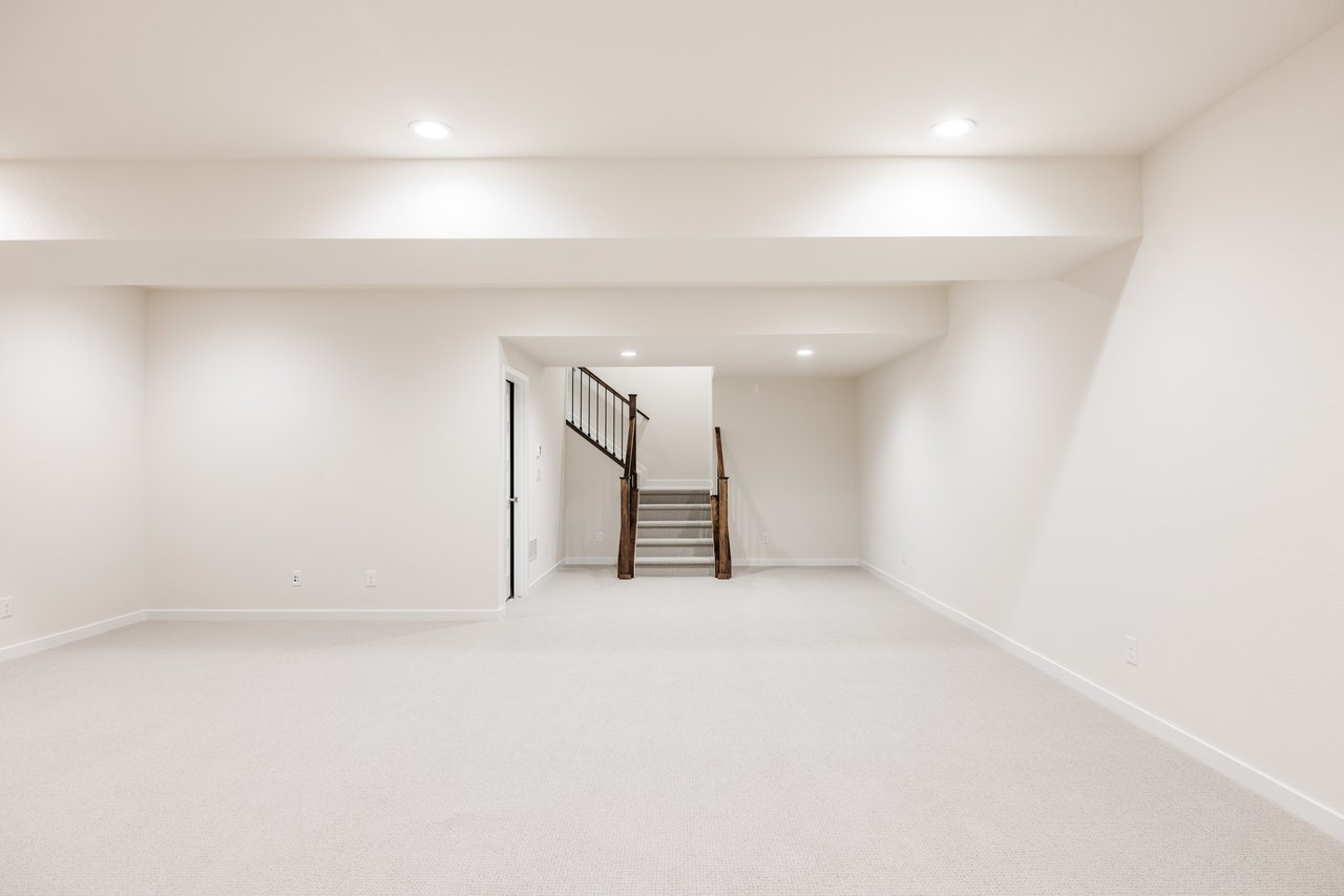 Fusion 1C - Finished Basement & 2-1 Buydown Included