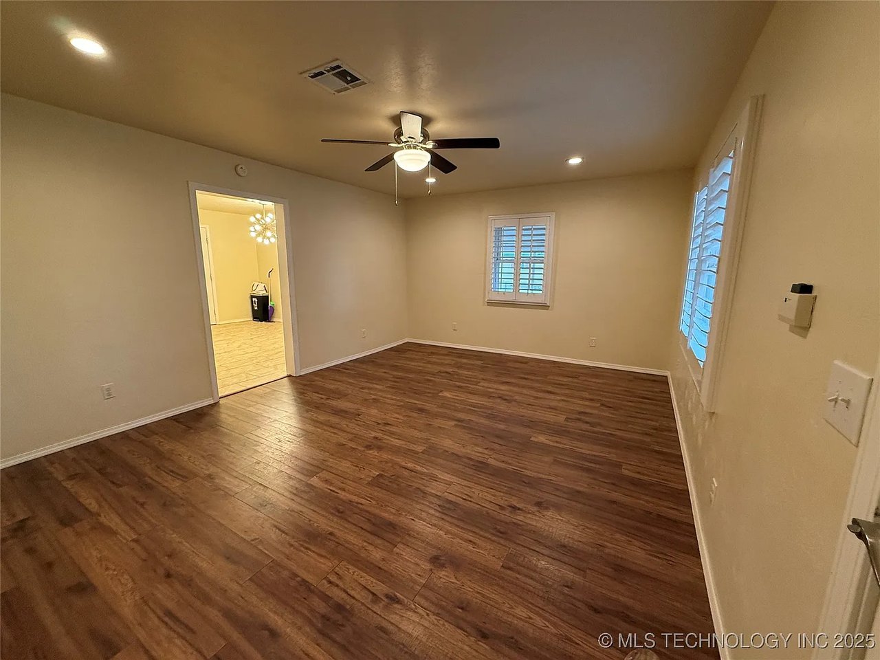 116 SW 5th St