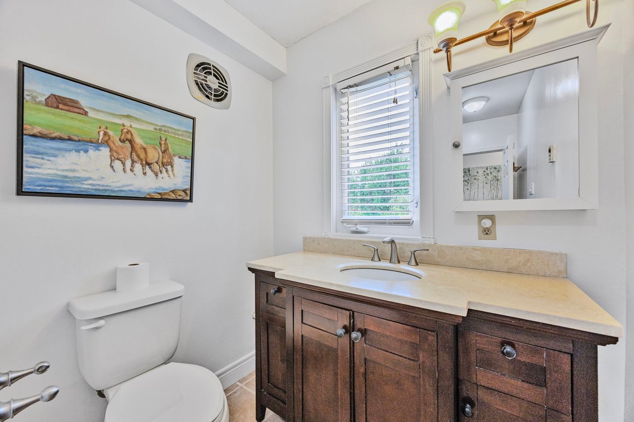 55 Old Church Road, King