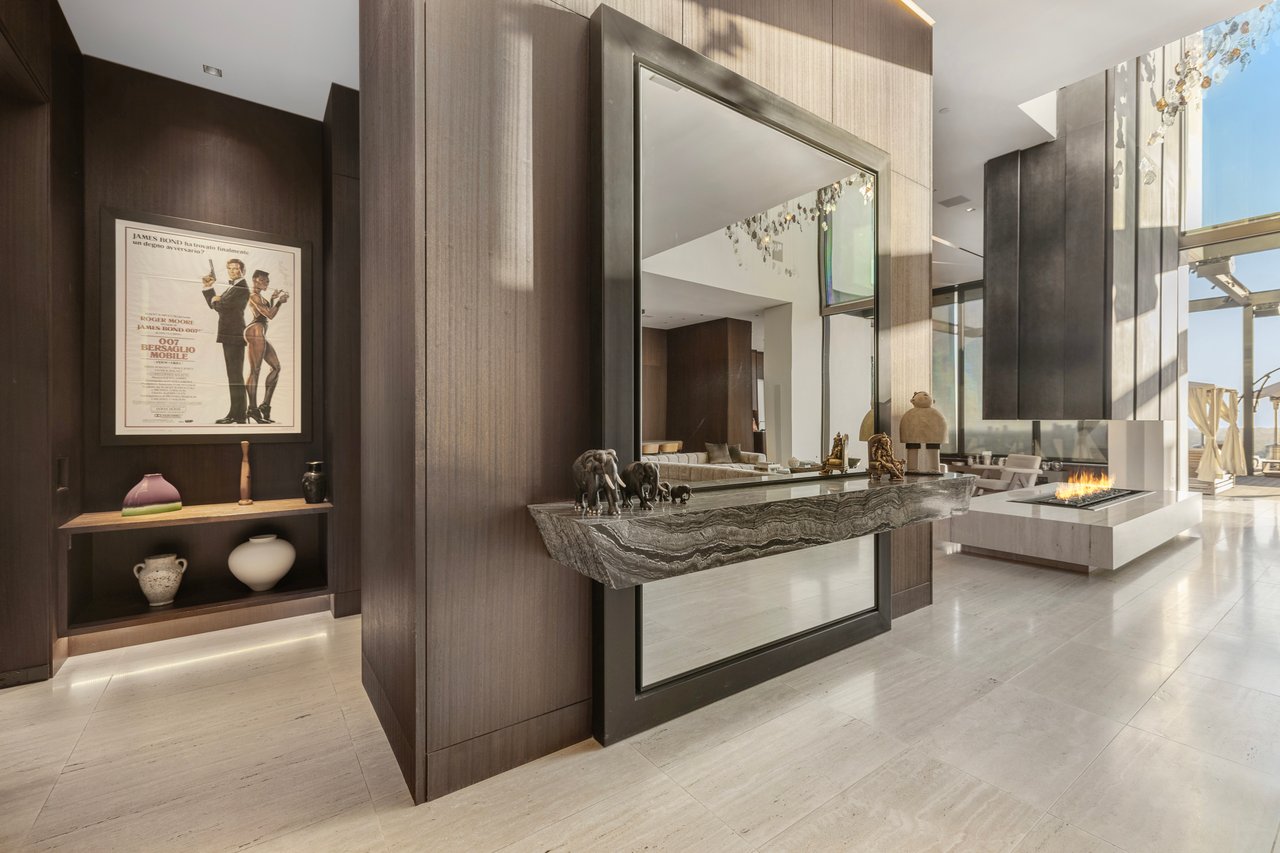 1305 Collingwood Pl