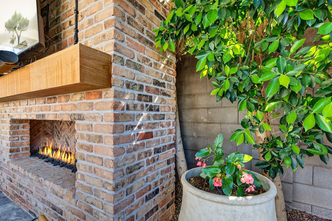 5217 E CALLE REDONDA