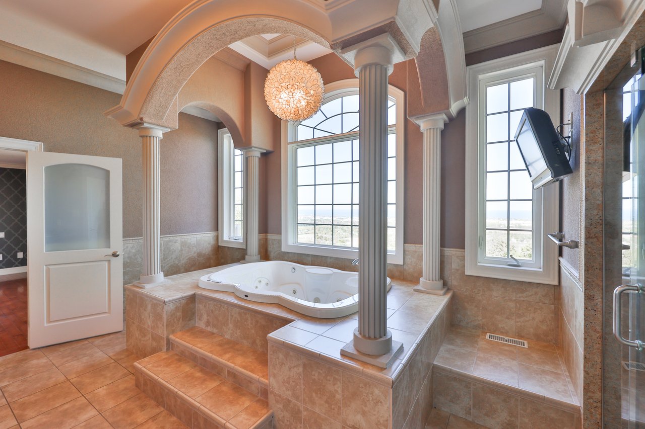 803 Ridge Road, Stoney Creek