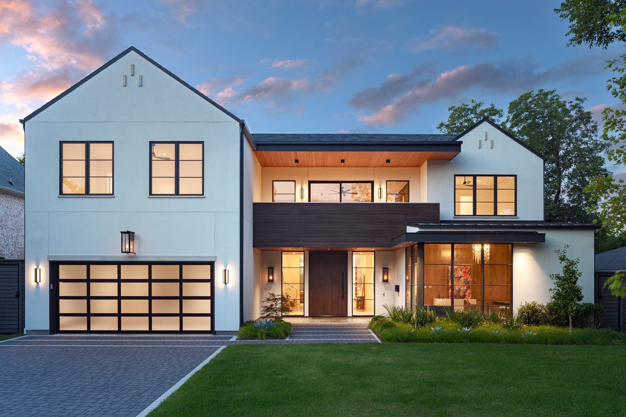 6411 Chevy Chase