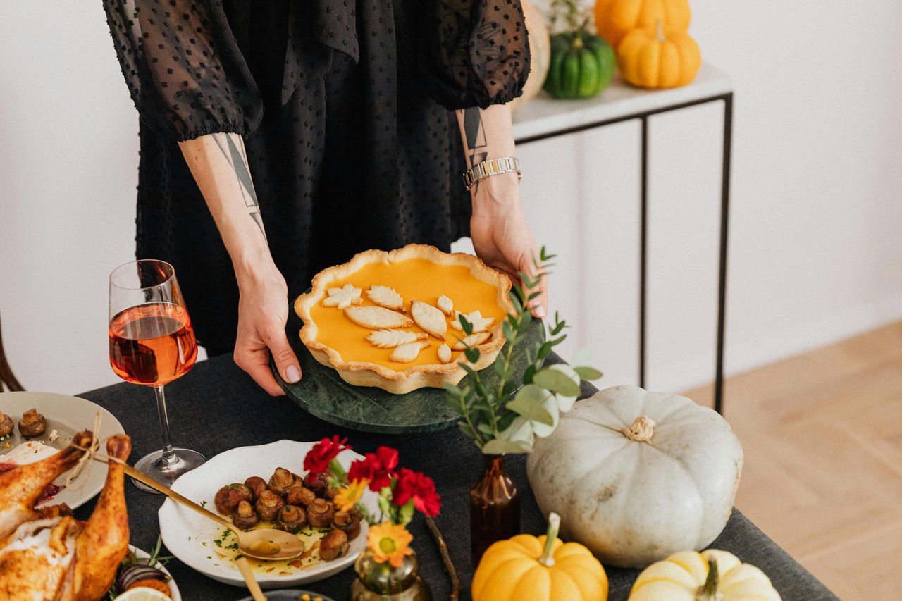 6 Positive Thanksgiving Conversation Starters to Brighten Your Holiday