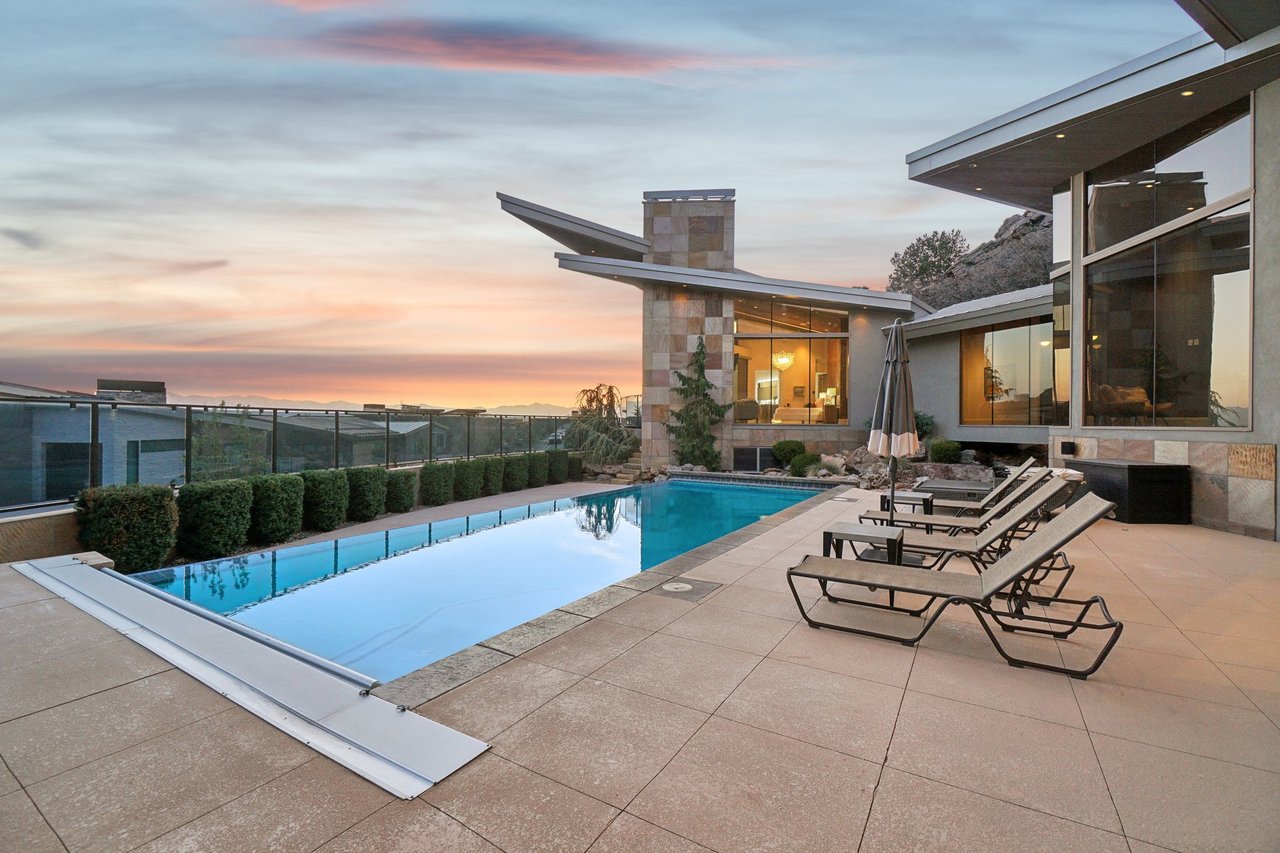 4141 E Canyon Estate Dr