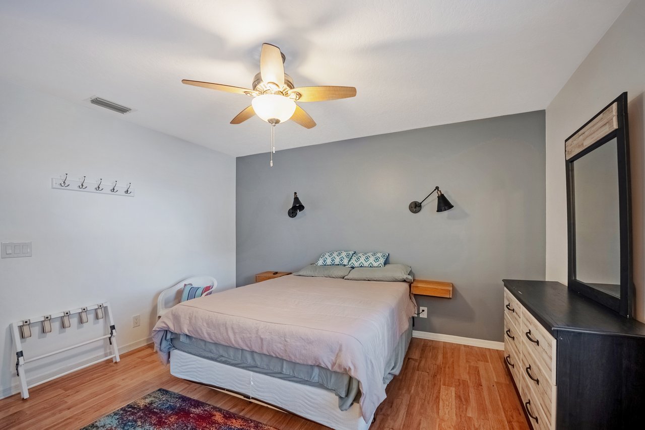 3380 NW 44th ct