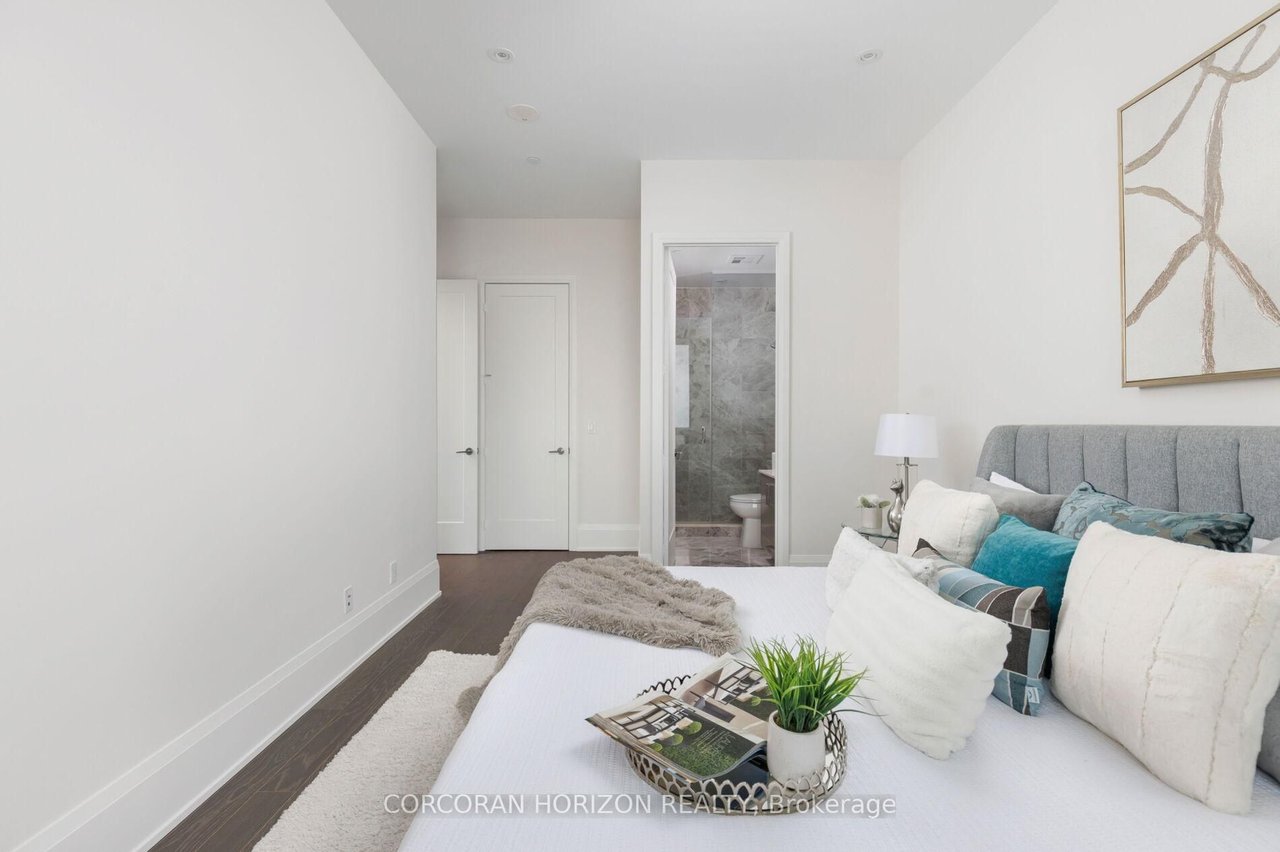 PENTHOUSE OPULENCE BY THE EGLINTON LRT