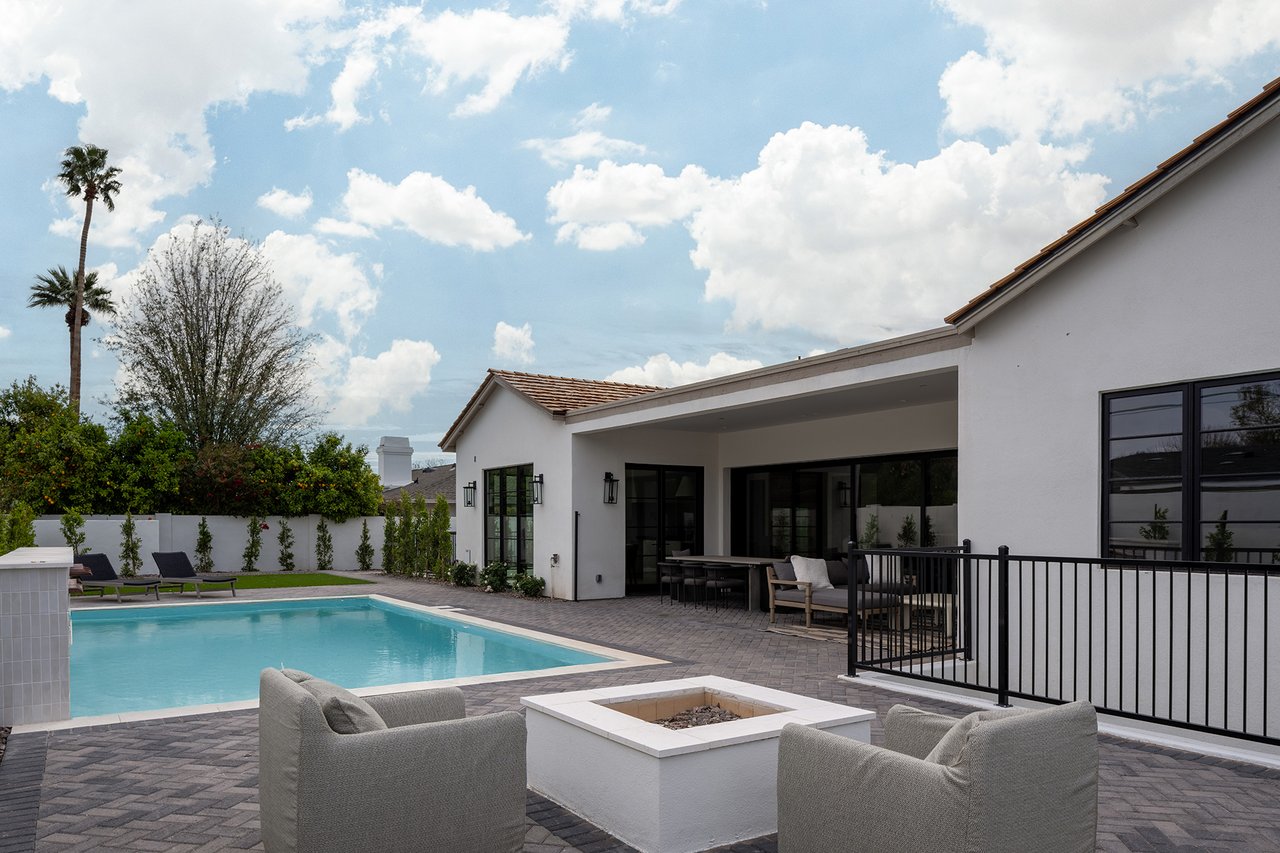 6312 E CALLE DEL PAISANO