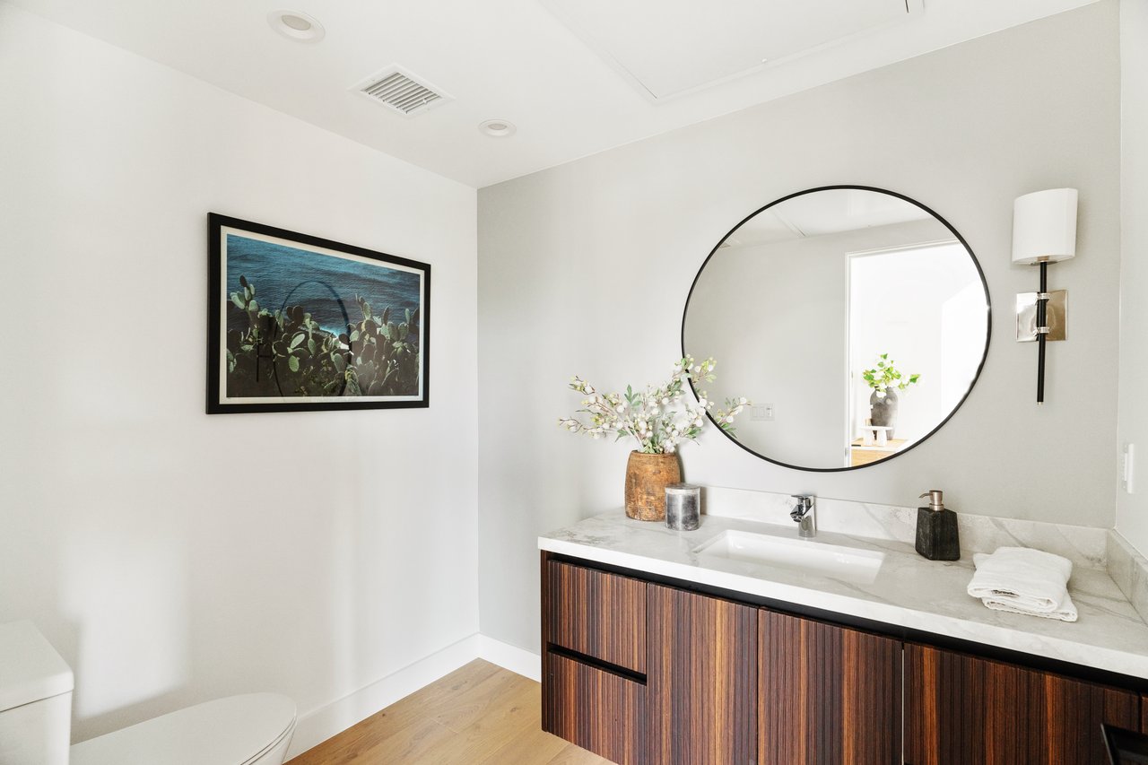 Ambrosia at Hillhurst