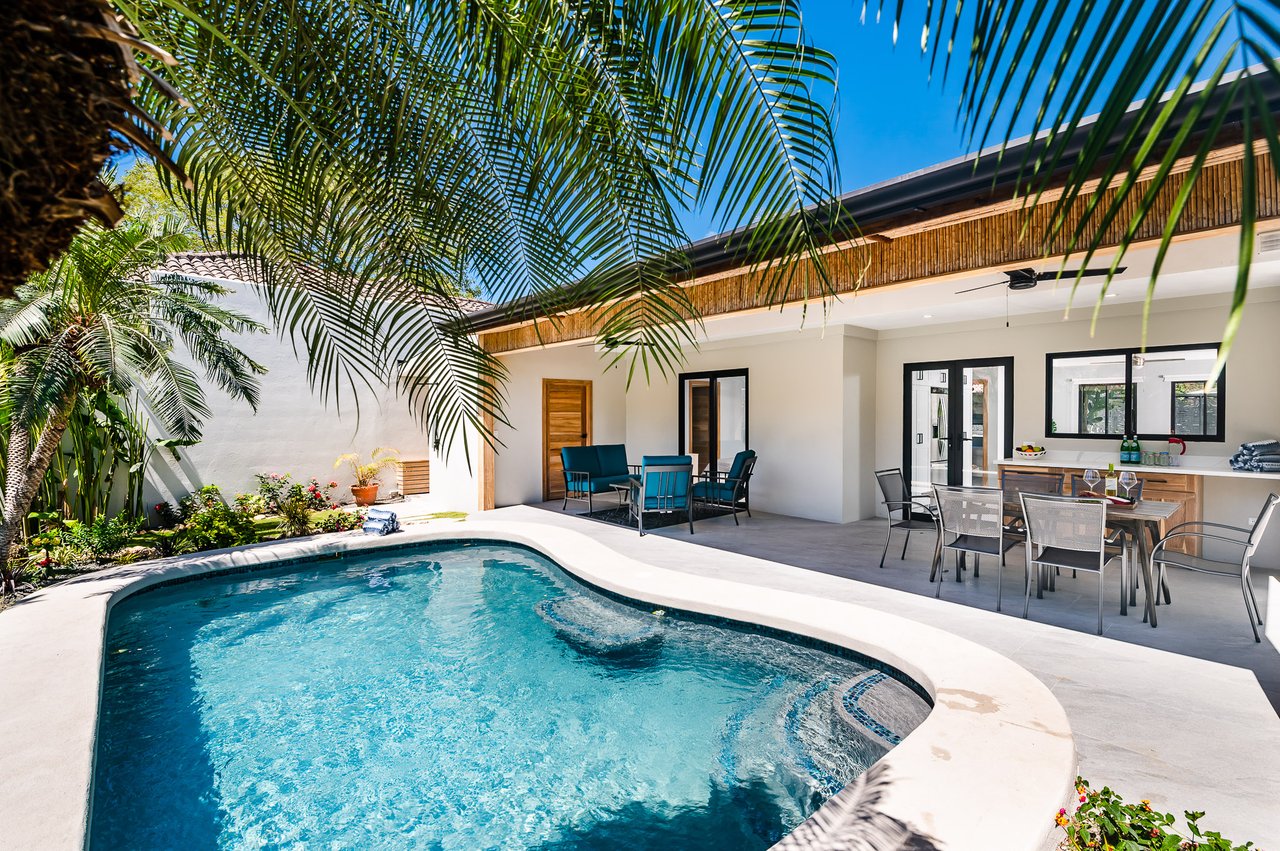Casa Nueva Vida | Great investment property in Playa Potrero!