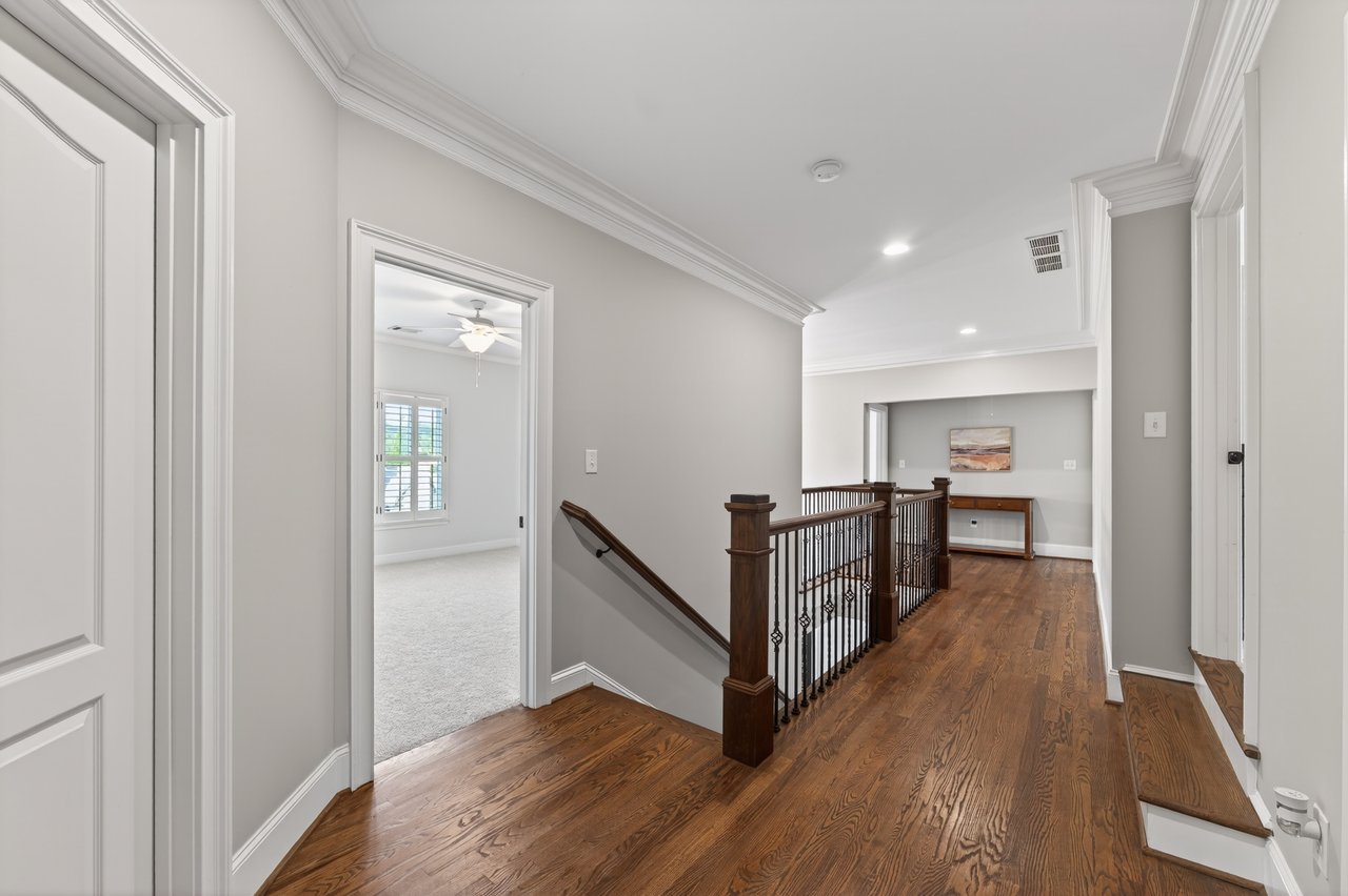 16555 Quayside Drive